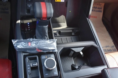 TUNDRA TRD PRO HYBRID 4.W.D. 2024 | WHITE-14