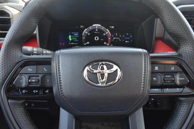 TUNDRA TRD PRO HYBRID 4.W.D. 2024 | WHITE-2