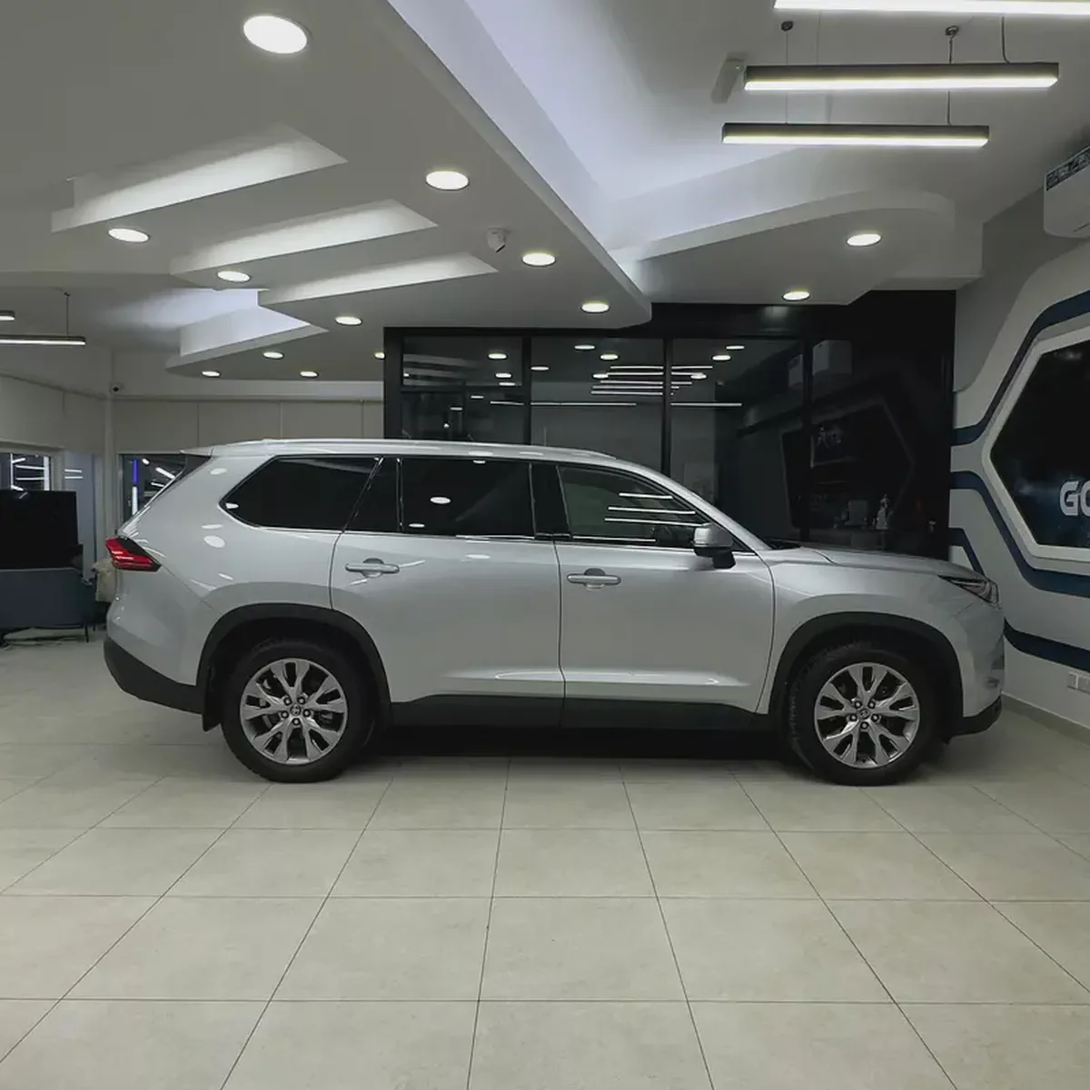 2024 Toyota Grand Highlander Limited 4WD - 7 Seater-2-2