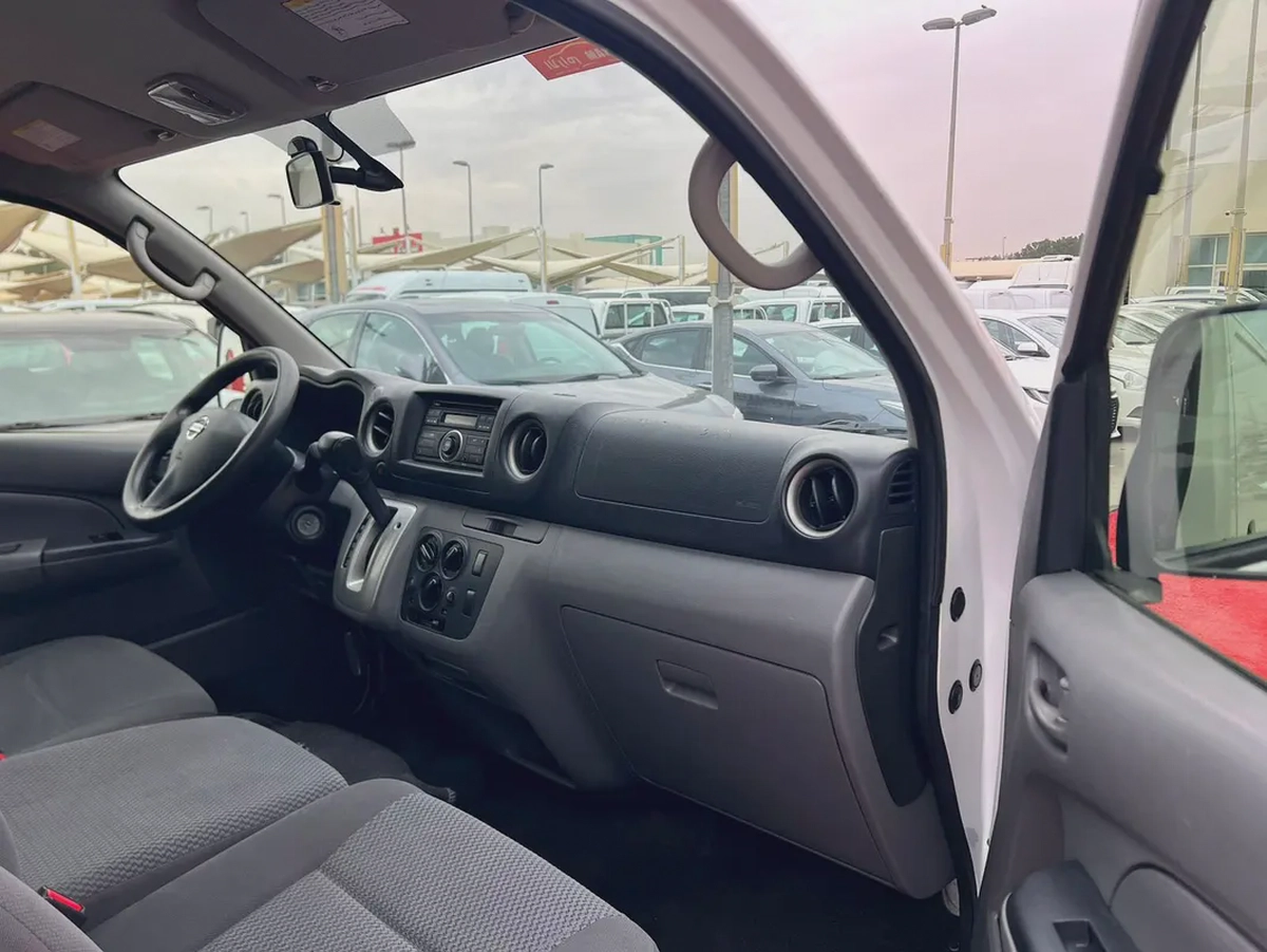 2020 | Nissan Urvan | Full Automatic | Van | Petrol | GCC | Ref#971-7-7