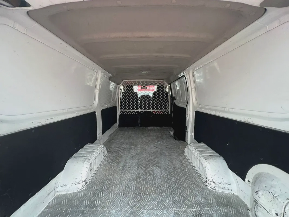 2020 | Nissan Urvan | Full Automatic | Van | Petrol | GCC | Ref#971-10-10