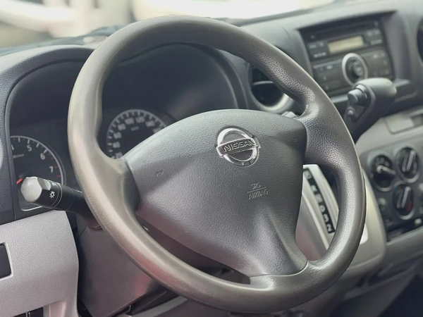 2020 | Nissan Urvan | Full Automatic | Van | Petrol | GCC | Ref#971
