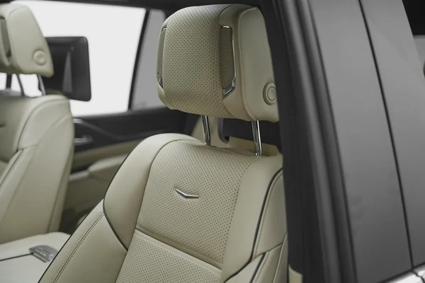 2023 CADILLAC ESCALADE 600 BLACK EDITION WITH WARRANTY AND SERVICE CONTRACT