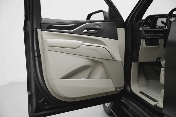 2023 CADILLAC ESCALADE 600 BLACK EDITION WITH WARRANTY AND SERVICE CONTRACT