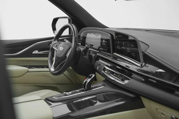 2023 CADILLAC ESCALADE 600 BLACK EDITION WITH WARRANTY AND SERVICE CONTRACT