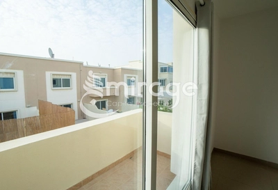 TOWNHOUSE FOR SALE IN CONTEMPORARY STYLE, AL REEF VILLAS-4
