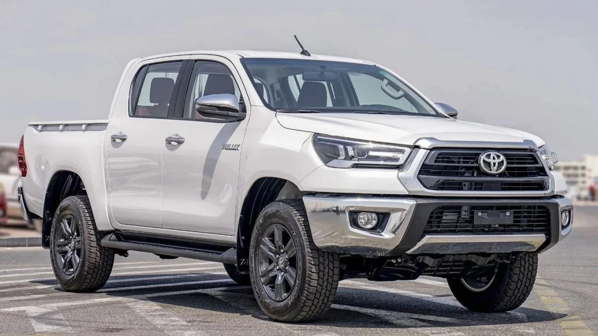 Toyota Hilux (LHD) TOYOTA HILUX DC 2.7L SR5 MT 4X4 MY2024 – WHITE-11-11