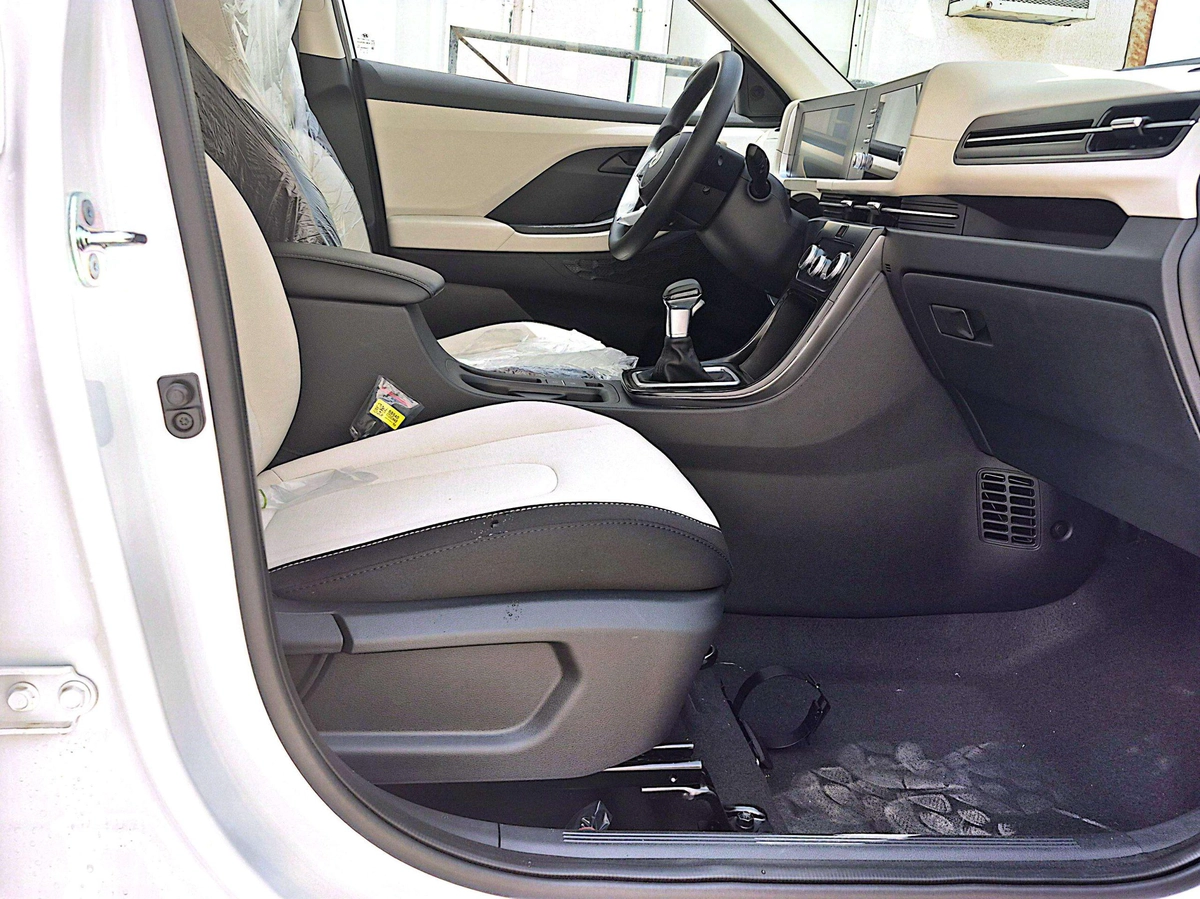 HYUNDAI CRETA COMFORT-14-14