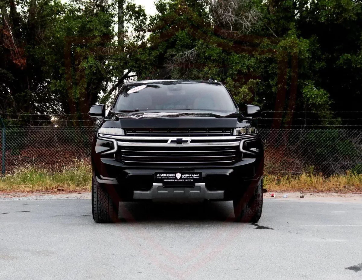 Chevrolet Suburban LT 5.3L 4WD | 2023 | GCC | Original Paint | Accident-Free | In Excellent-14-14