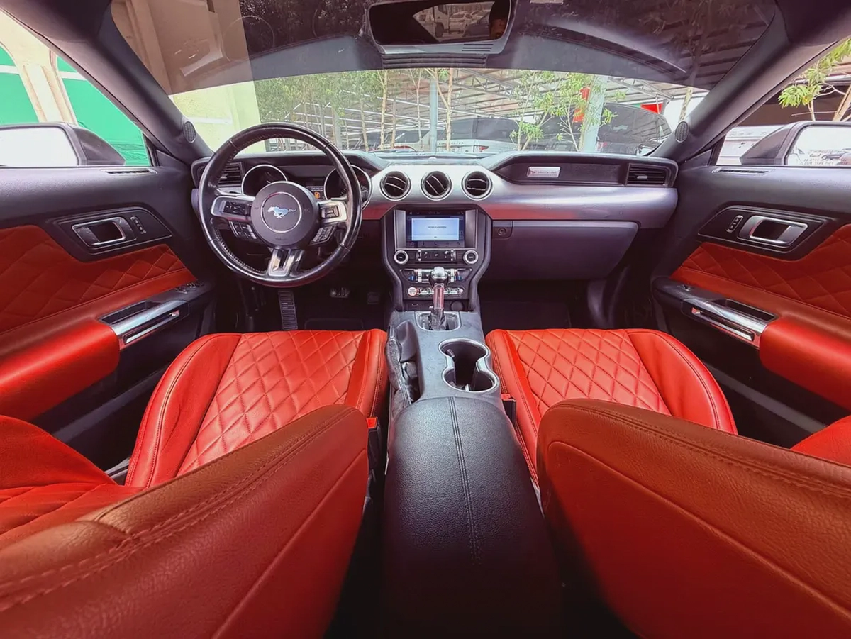 2021 Ford Mustang GT - American Specs - GCC Ready-8-8