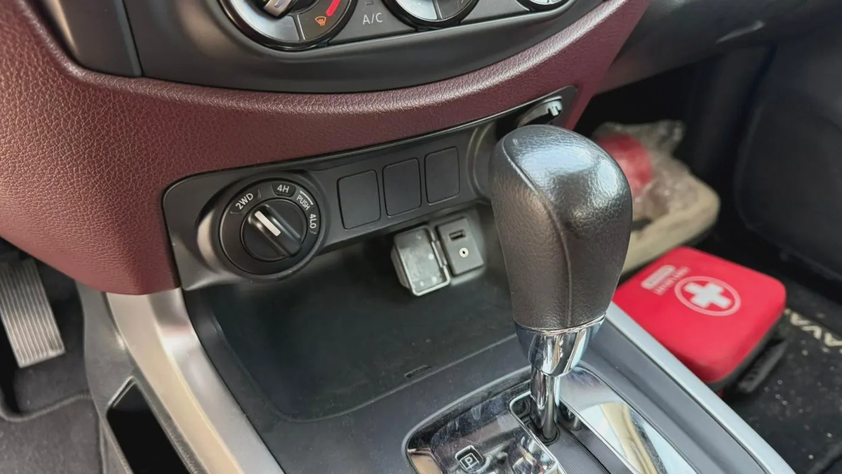 2.5L | SE 4X4 | AUTOMATIC | DOUBLE CABIN | GCC