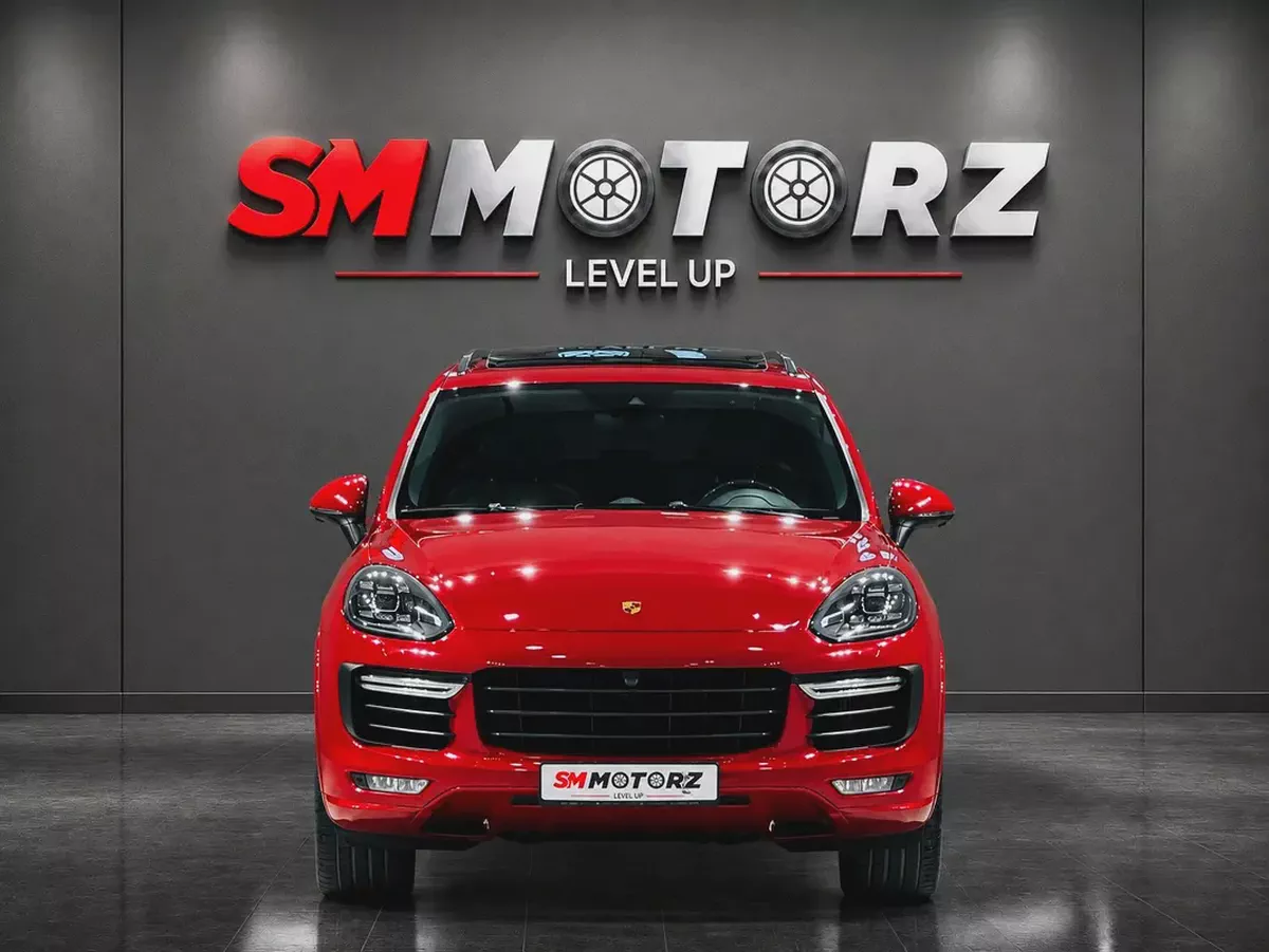 Porsche Cayenne GTS 2016 | GCC Specs | Pristine Condition-1-1