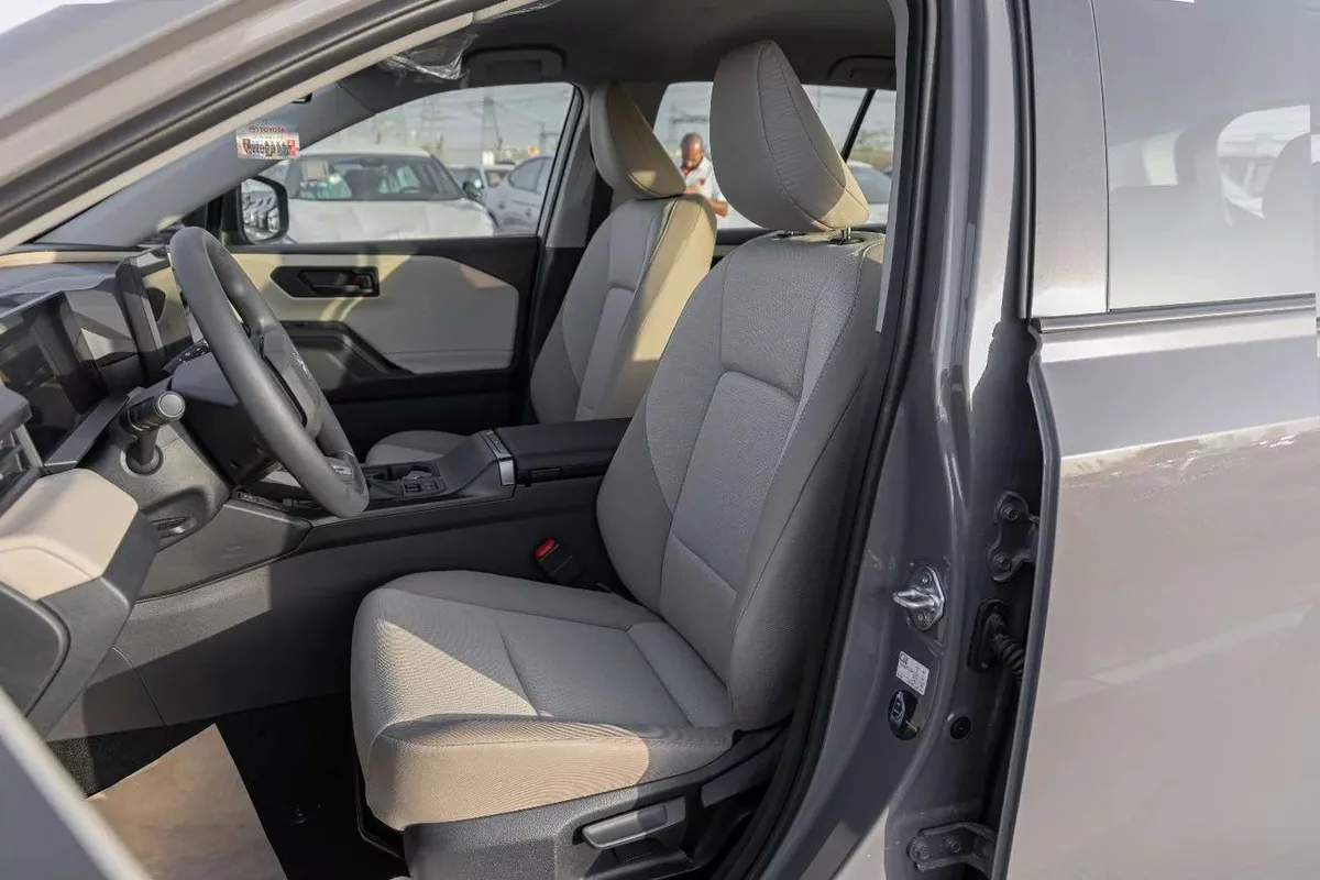 TOYOTA RAV4 LE 2.0L PETROL 2026 – GCC-1-1