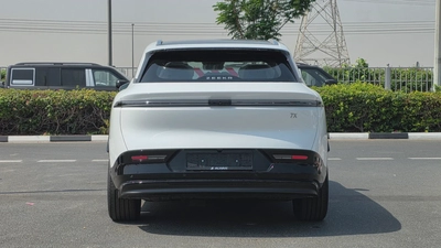 ZEEKR 7X Standard (White)-9