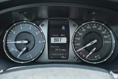 Toyota Hilux Diesel Double Cab GLX 2026 GCC Specs-16