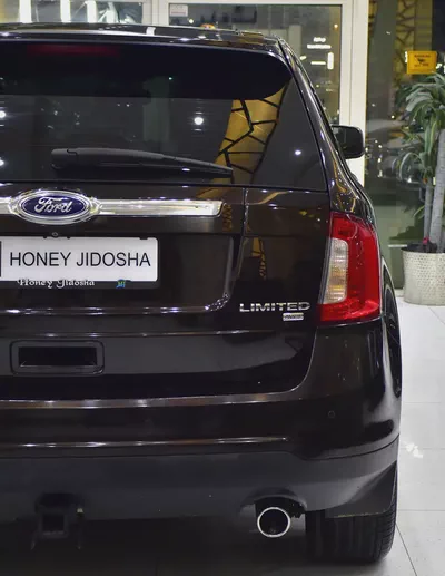 EXCELLENT DEAL for our Ford Edge Limited AWD ( 2014 Model ) in Dark Brown Color GCC Specs-8