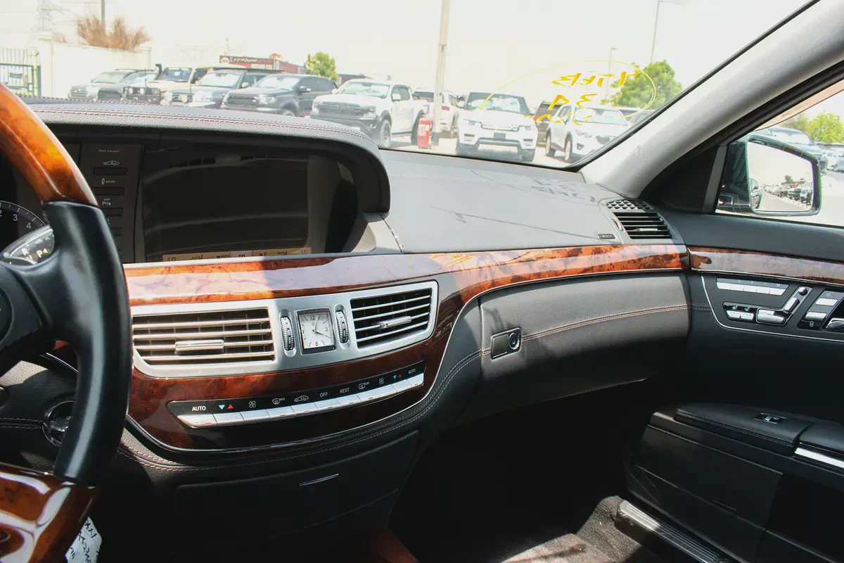 2012 Mercedes-Benz S550L – / Only 82,000 KM | Full Option |-12-12