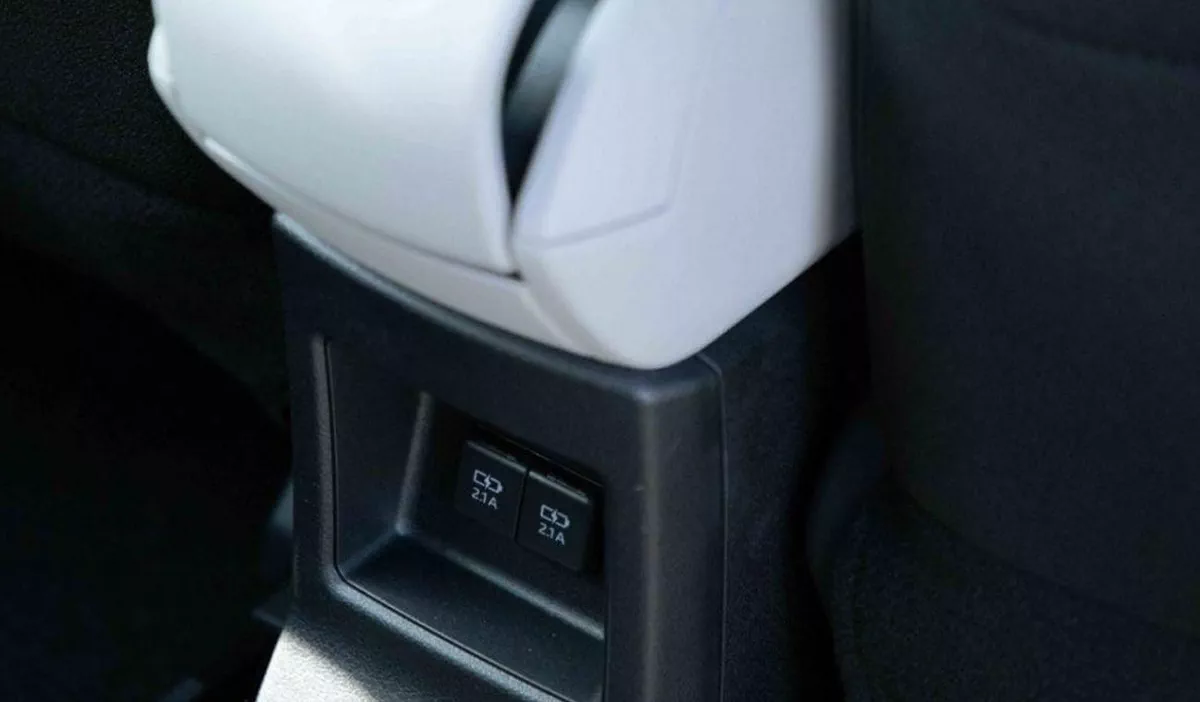 Toyota Veloz GX 1.5L FULL OPTION-10-0