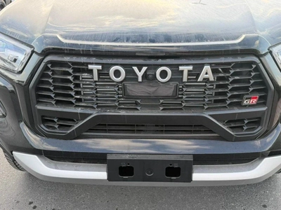 Toyota Hilux Hilux GR sport 2.8L diesel 2026 full option-6