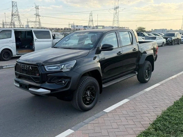 Toyota Hilux Hilux GR sport 2.8L diesel 2026 full option