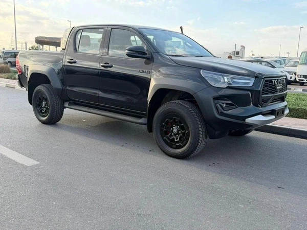 Toyota Hilux Hilux GR sport 2.8L diesel 2026 full option