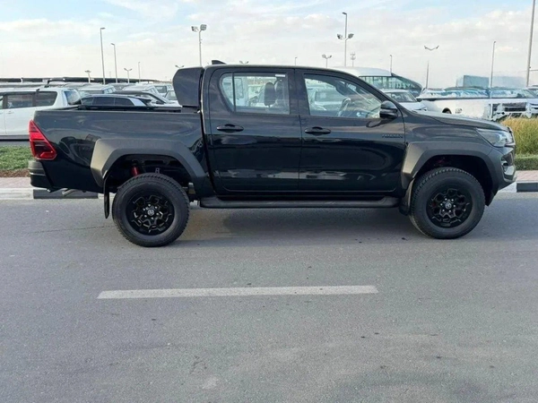 Toyota Hilux Hilux GR sport 2.8L diesel 2026 full option