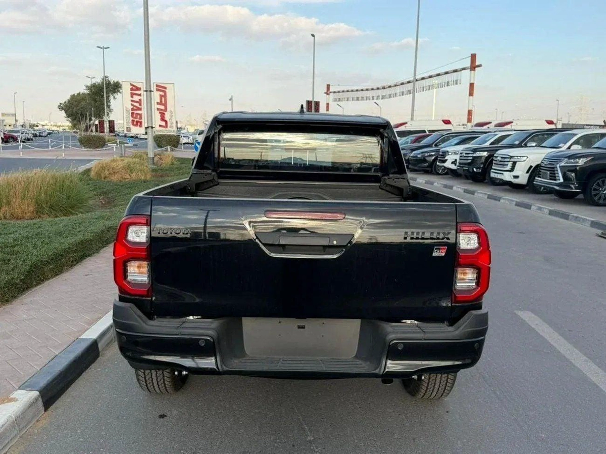 Toyota Hilux Hilux GR sport 2.8L diesel 2026 full option-4-4