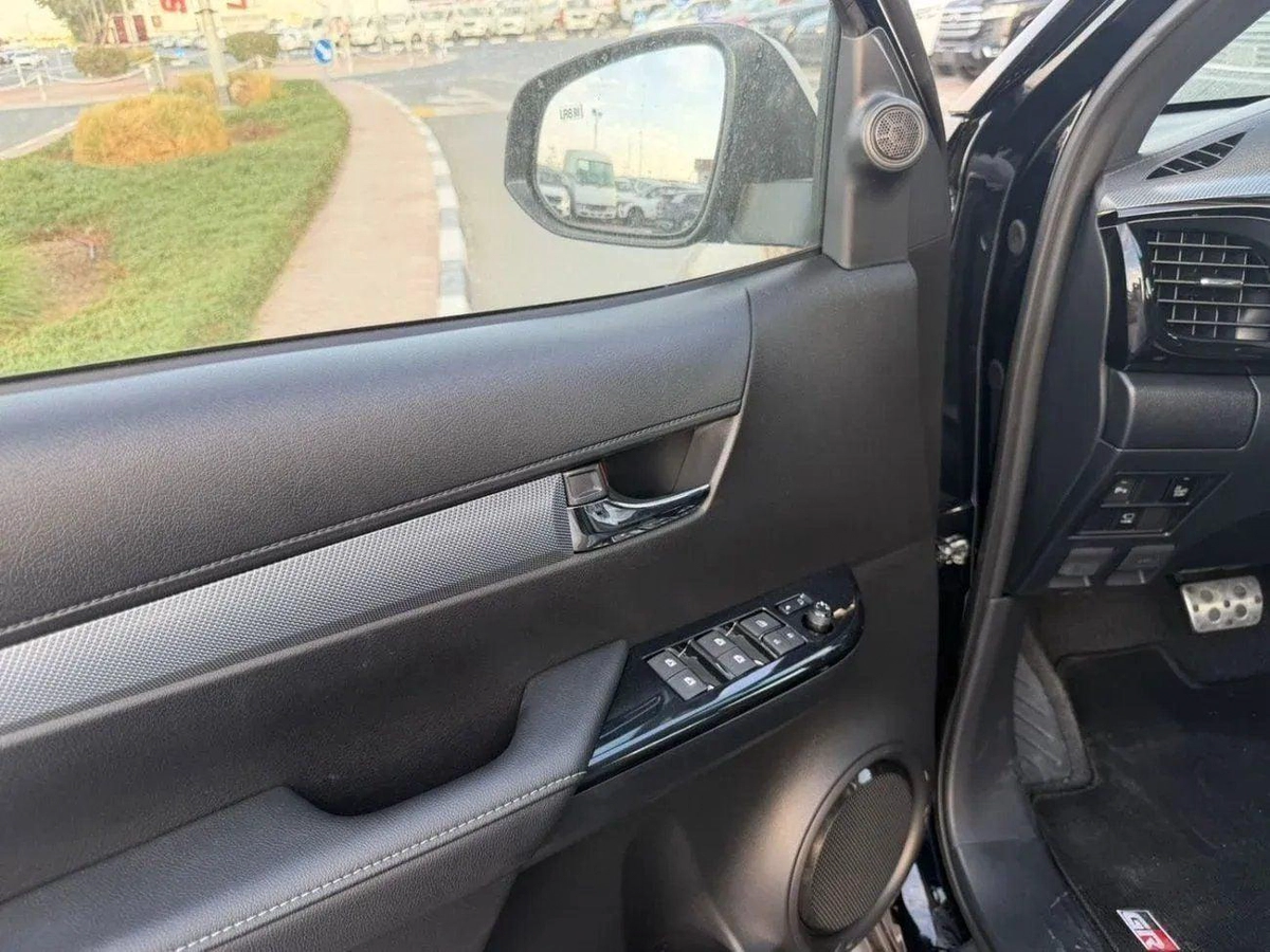 Toyota Hilux Hilux GR sport 2.8L diesel 2026 full option-18-18