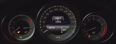 EXCELLENT DEAL for our Mercedes Benz E300 ( 2014 Model ) in White Color GCC Specs-12