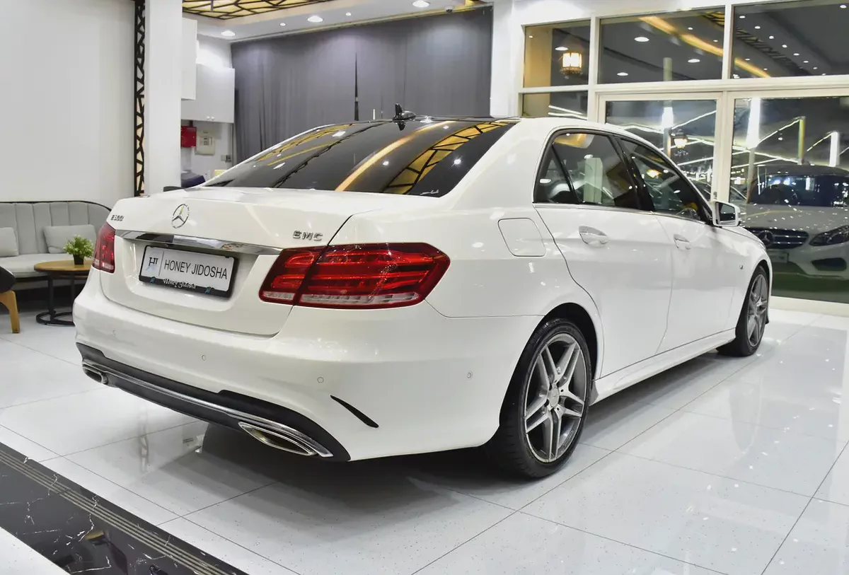 EXCELLENT DEAL for our Mercedes Benz E300 ( 2014 Model ) in White Color GCC Specs-5-5