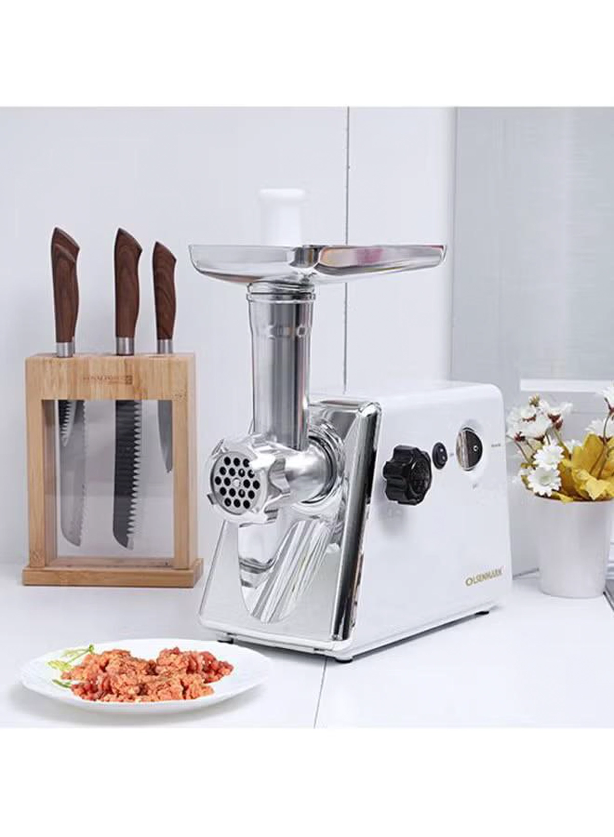  Olsenmark Meat Grinder with Stainless Steel Blades, Powerful Copper Motor, Reverse Function, Sausage, Kubbe & Food Pusher Attachments- Perfect for Grinding Ground Meat for Burgers, Sausages, Meatballs, and More 800 W OMMG2110 White/Silver-5-5