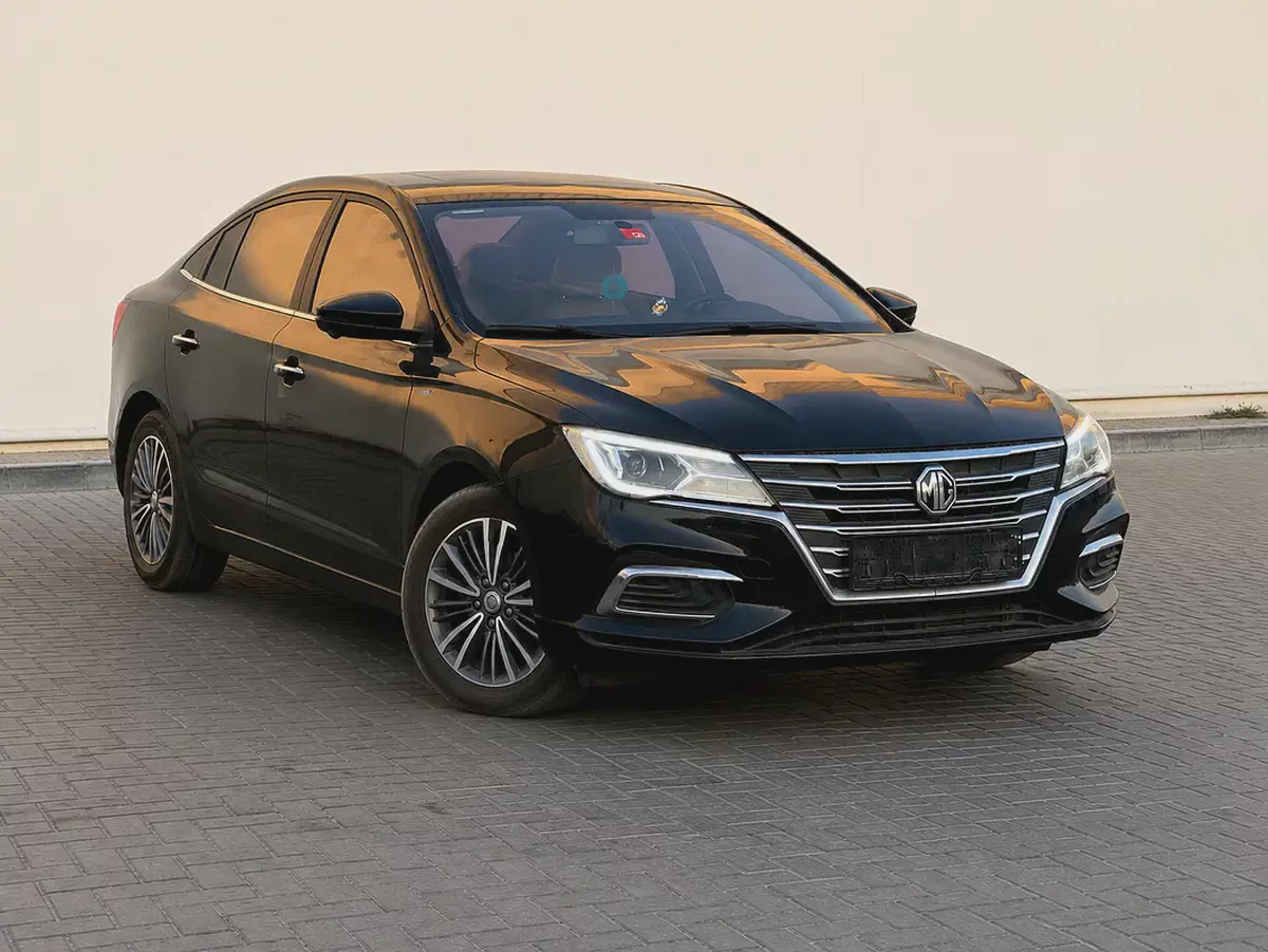 2023 MG 5 Luxury - GCC Specs - Full Option - Under Warranty-1-1