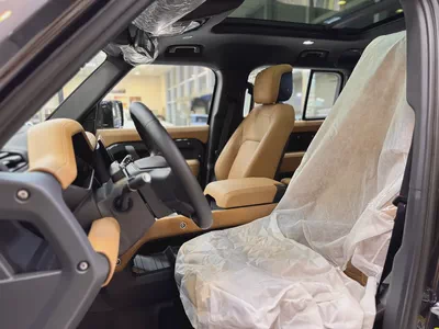 Land Rover Defender 110 X-Dynamic HSE 2026 GCC Specs-10