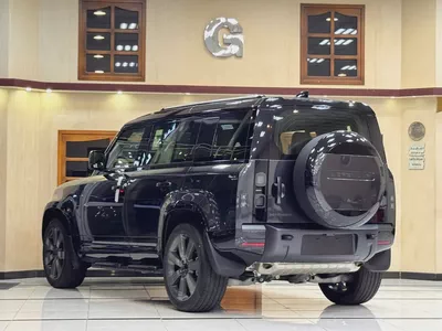 Land Rover Defender 110 X-Dynamic HSE 2026 GCC Specs-6