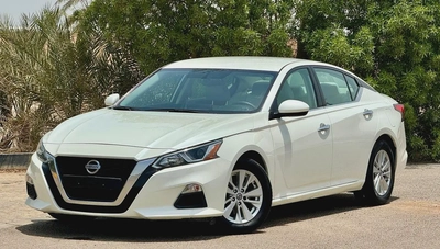 850-Monthly l GCC l 2.5L, Cruise, Camera l Accident Free-1