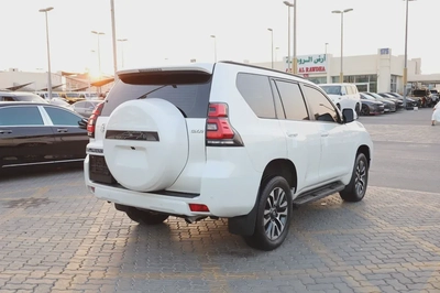 Used Toyota Land Cruiser Prado 5 Door 4.0L (Automatic) 2022-4