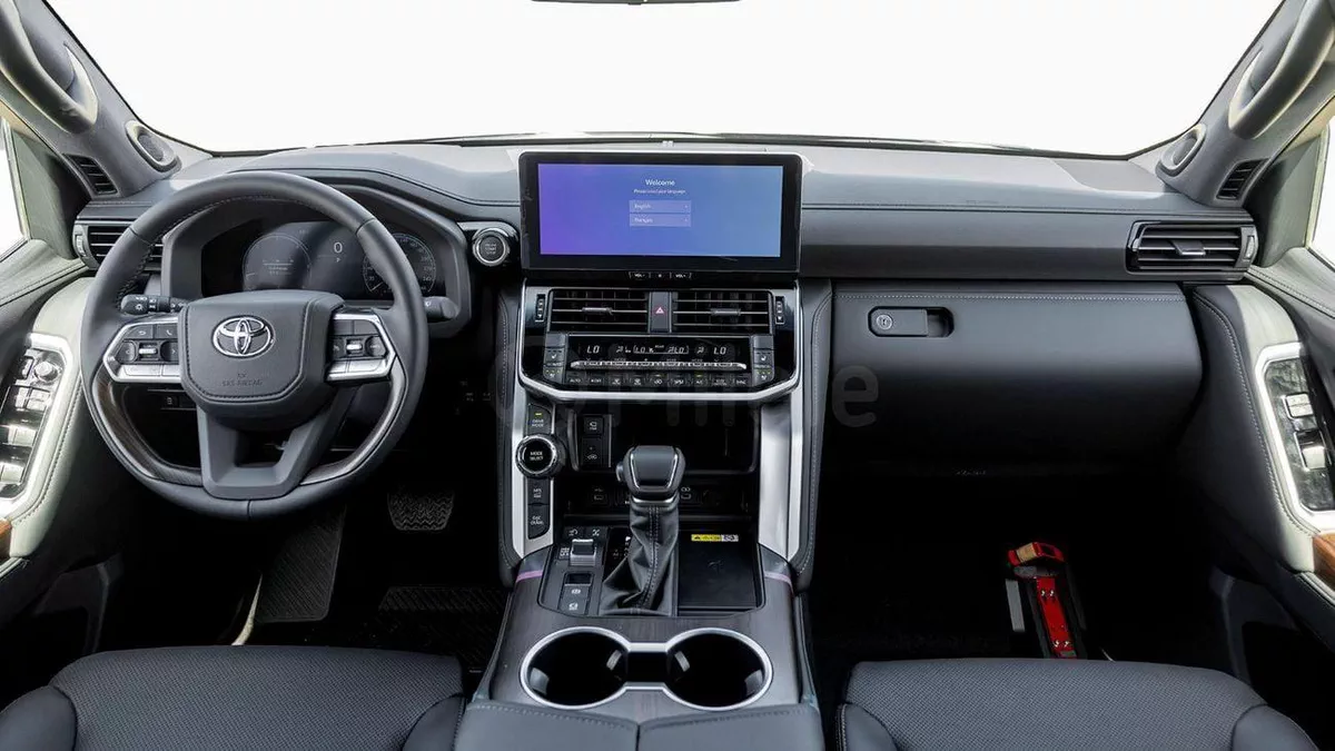 Toyota Land Cruiser VX TOYOTA LAND CRUISER 300 VX-15-0