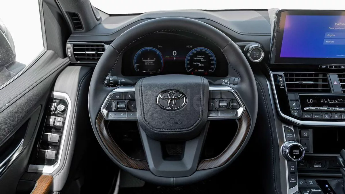 Toyota Land Cruiser VX TOYOTA LAND CRUISER 300 VX-18-0