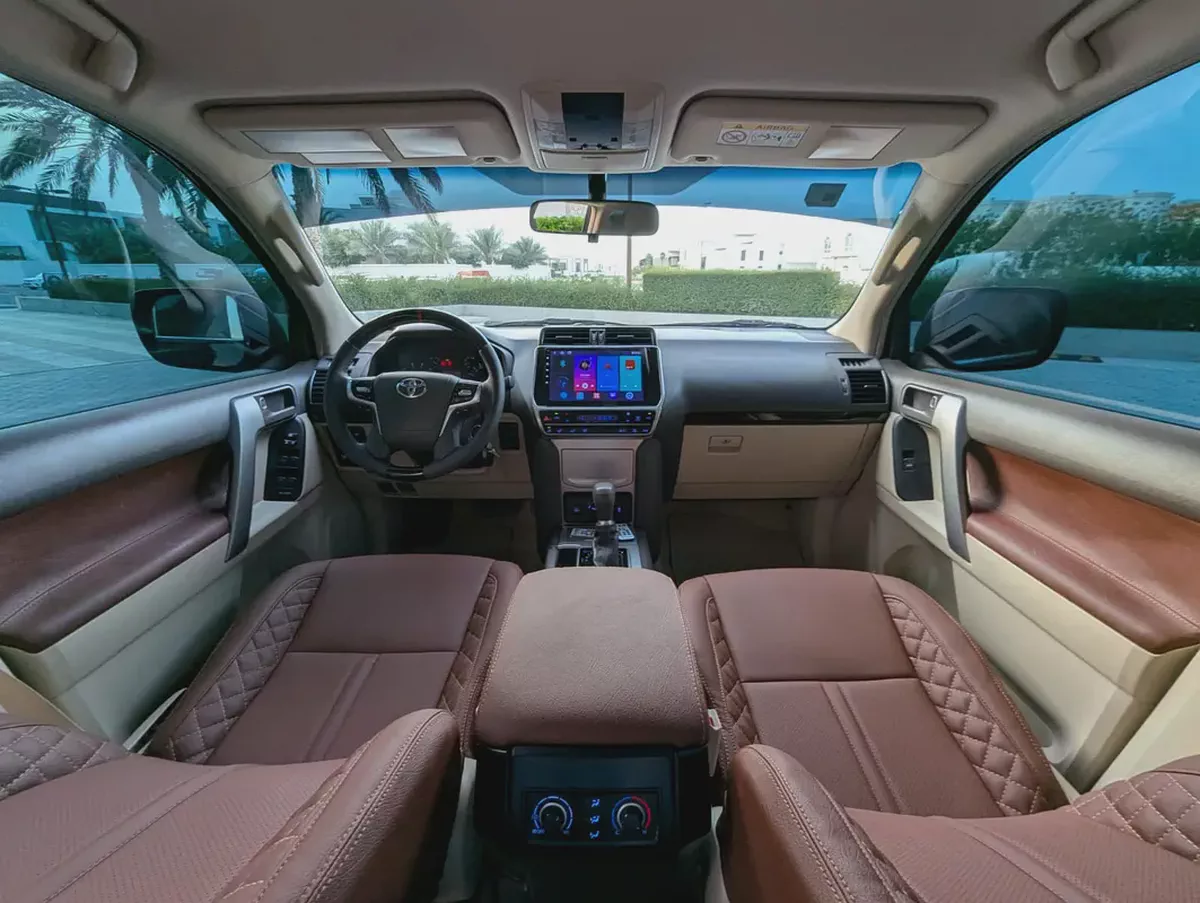 TOYOTA PRADO 2020 GCC V4 2.7L ACCIDENT FREE IN EXCELLENT CONDITION-2-2