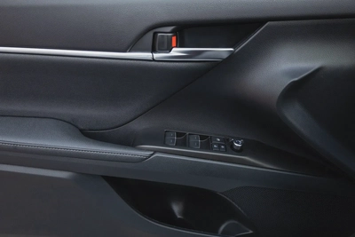 Toyota Camry 2024-8