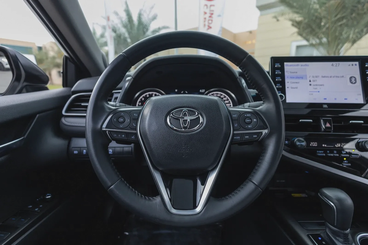 Toyota Camry 2024-4-4
