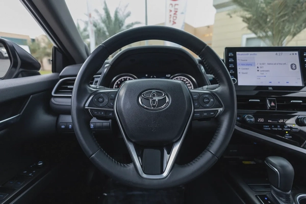 Toyota Camry 2024
