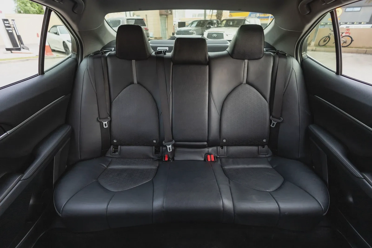 Toyota Camry 2024-11-11