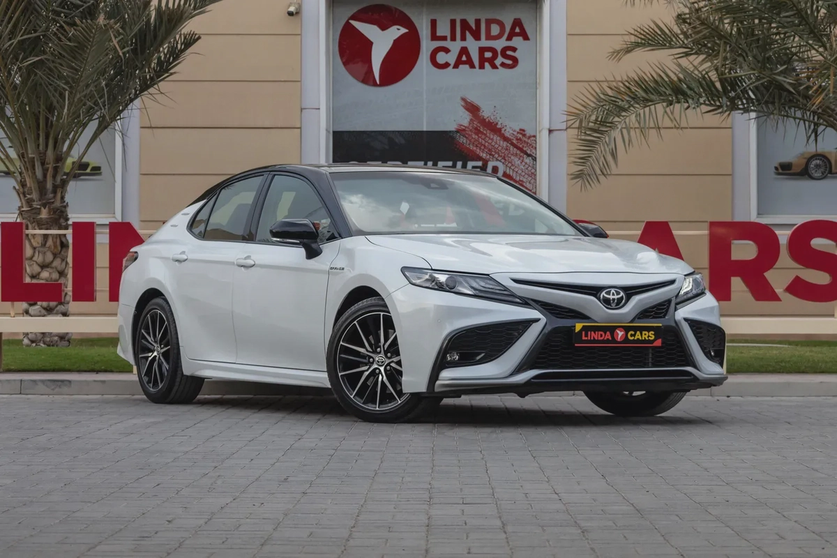 Toyota Camry 2024-12-12