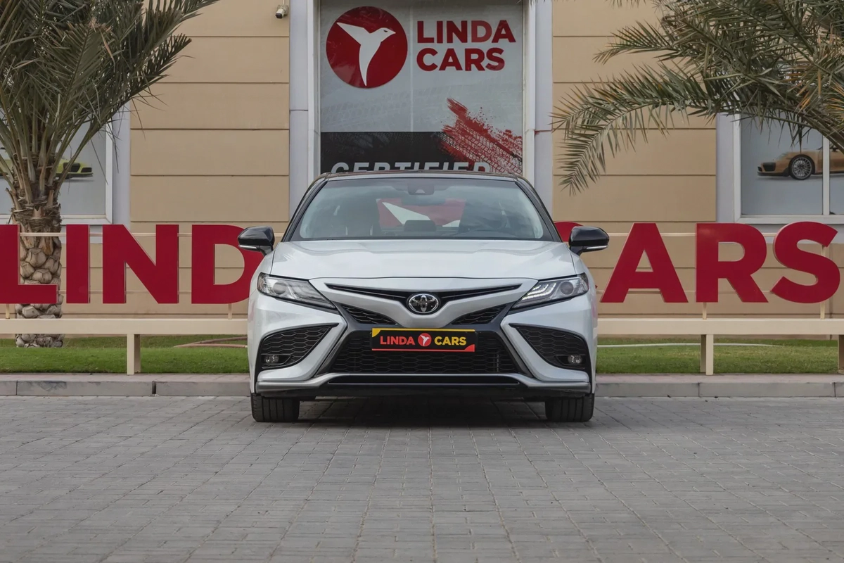Toyota Camry 2024-20-20
