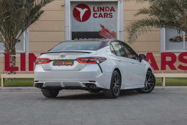 Toyota Camry 2024