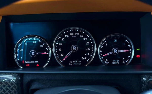 Rolls-Royce Cullinan Black Badge 2021 | Exclusive offer | GCC specs | Low Mileage | Well Maintained