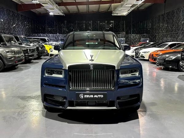 Rolls-Royce Cullinan Black Badge 2021 | Exclusive offer | GCC specs | Low Mileage | Well Maintained