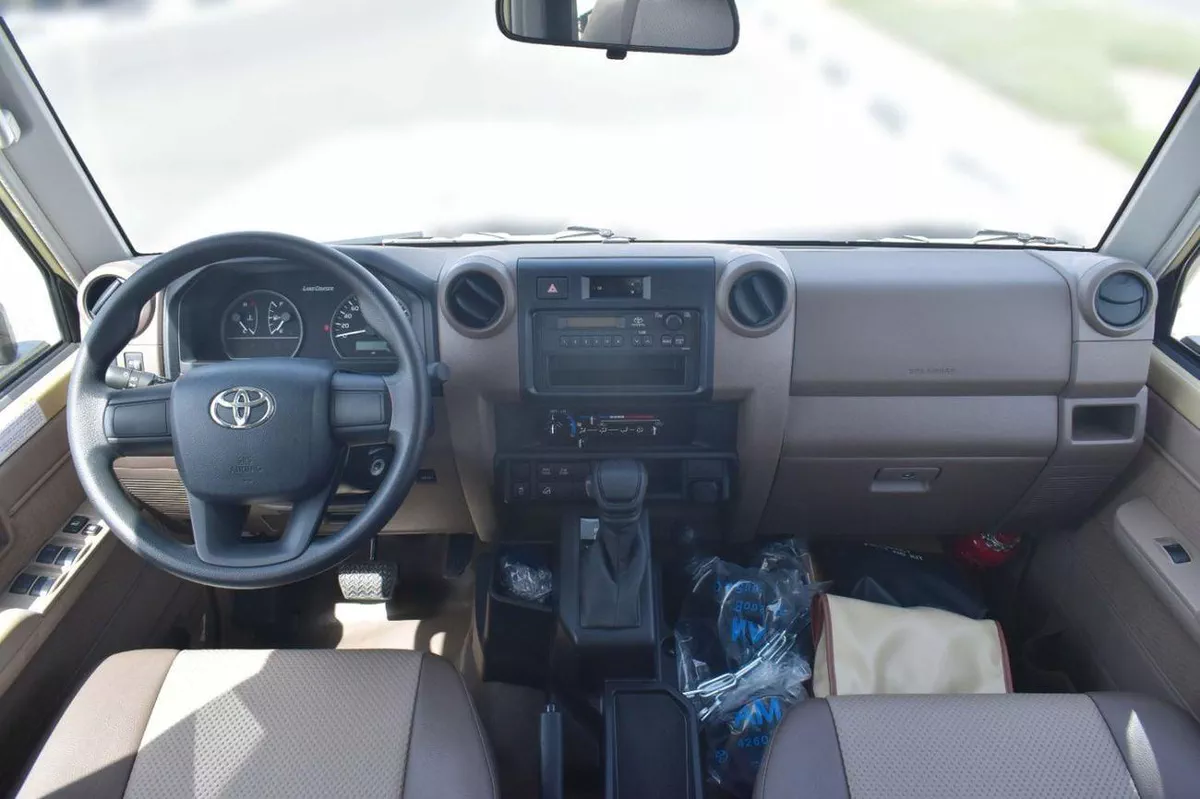 Toyota Land Cruiser Pick Up DC 2.8AT diesel-6-0