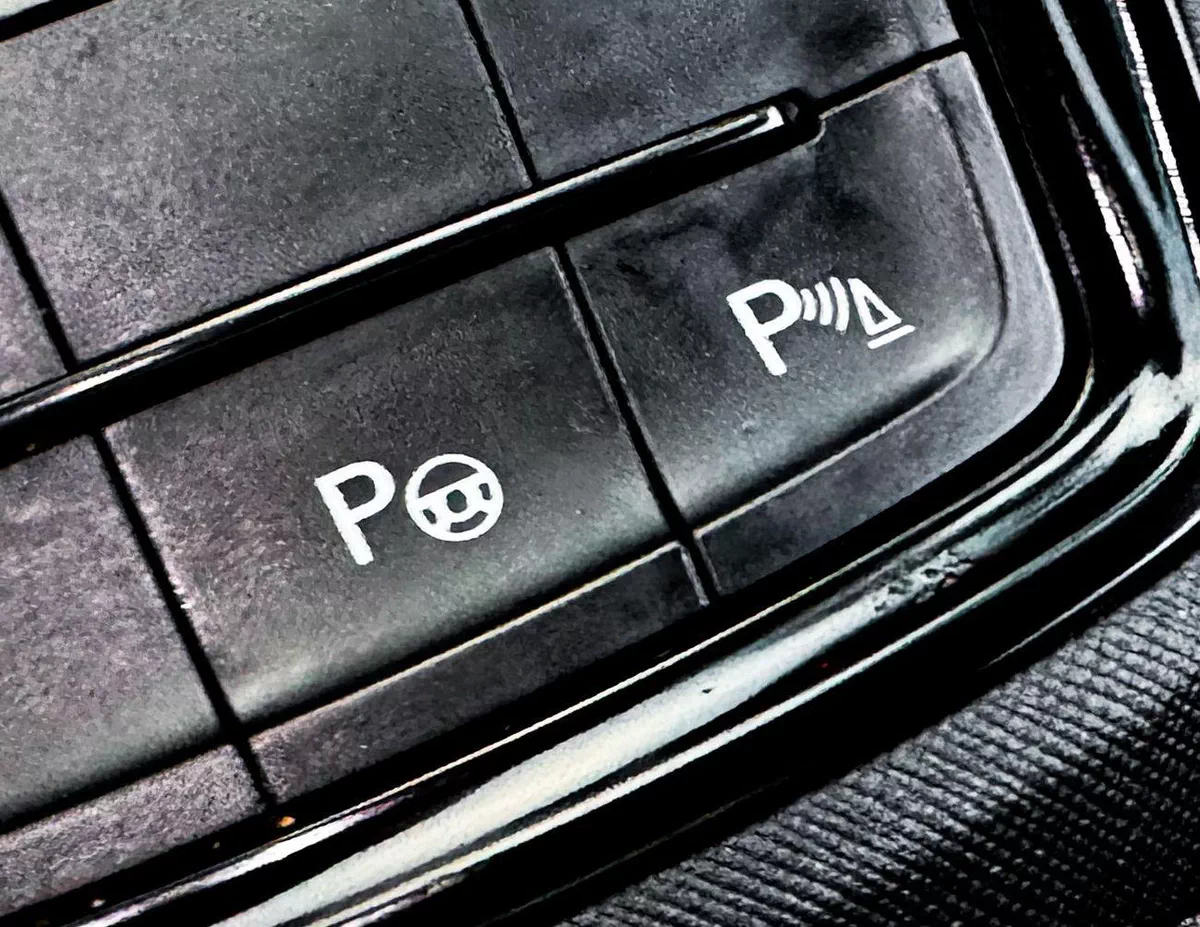 Skoda KAMIQ STYLE LEATHER Skoda Kamiq | 1.6 L | 2023 | GCC | Accident-Free | In Excellent Condition | 890 P.M-15-0